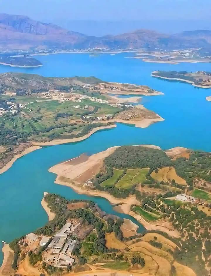 Saad_jadoon786's tweet image. خانپور ڈیم ہری پور ، پاکستان کے دارالحکومت اسلام آباد سے تقریباً 50 کلومیٹر دور خانپور، خیبر پختونخوا میں دریائے ہارو پر واقع ہے۔
.
#beautifulview 
#Pakistan