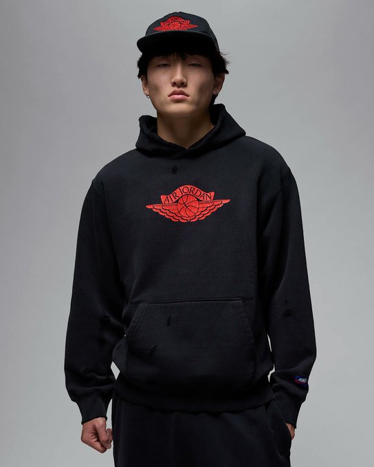 snkr_twitr's tweet image. AD: UNDER RETAIL at $90 each
Jordan Rare Air Wings Hoodies

Black sovrn.co/15ebfku
Deep Royal sovrn.co/nlvy267
