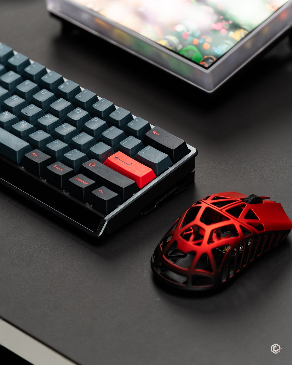 ScoopedBar's tweet photo. Board of the week: OW60 by #Owlabs x @WootingKB, a premium case made for Wooting’s Hall Effect PCB. Clean, heavy, and built for feel over sound. Would you daily a high-end HE board, or stick to MX?
Full review + link in bio.
#mechanicalkeyboard #OW60 https://t.co/EVub0t1mCd