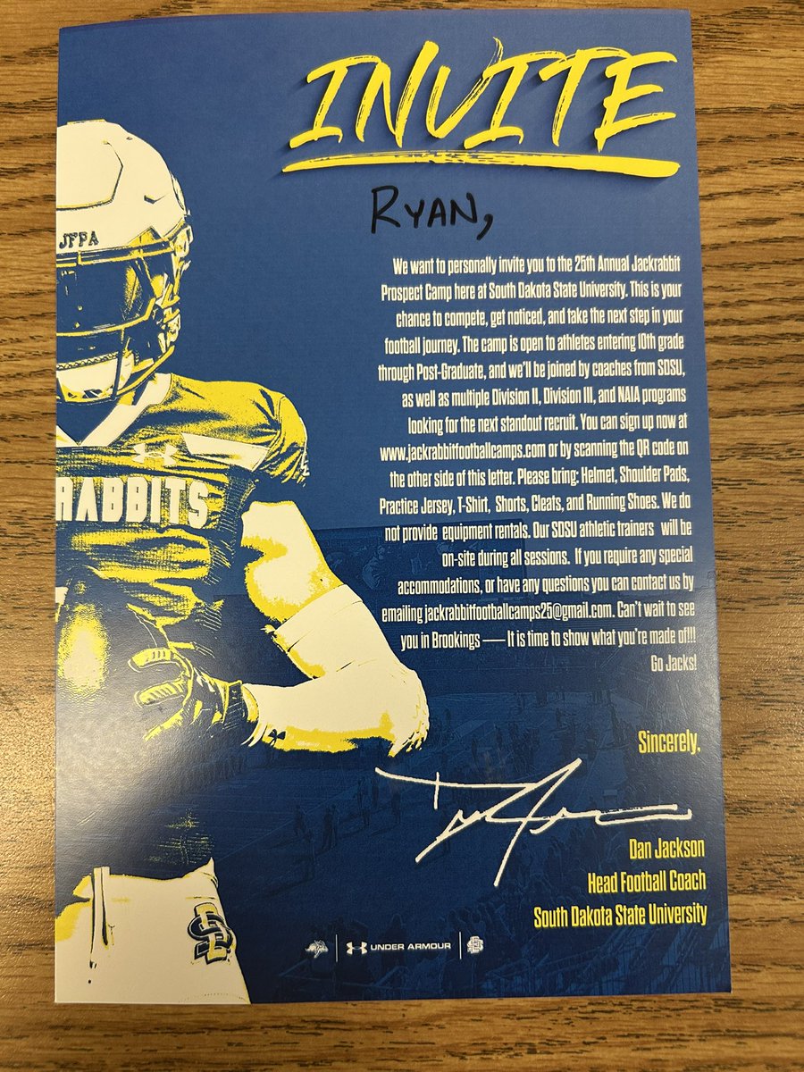 Ryan4Manning's tweet image. Thanks to @CoachBusekist for stopping by East last week and @CoachDtjackson for the camp invite!