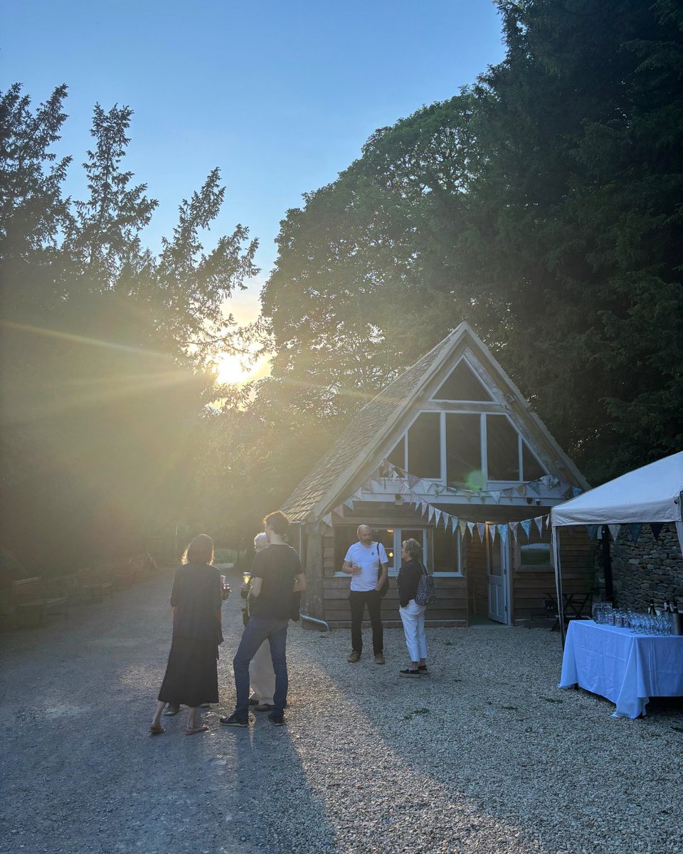 A wonderful evening celebrating the launch of Embracing Uncertainty by Margaret Heffernan! 🌟

In partnership with the <a href="/theRSAorg/">The RSA</a>, she joined Hawkwood Fellow Penny Hay for an inspiring chat on creativity, the role of arts, &amp; embracing the unknown.

Thank you to all who came!