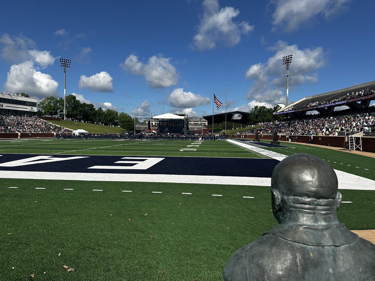 It’s almost time for our first ceremony of Commencement week! 
#GSGrad25 🦅🎓