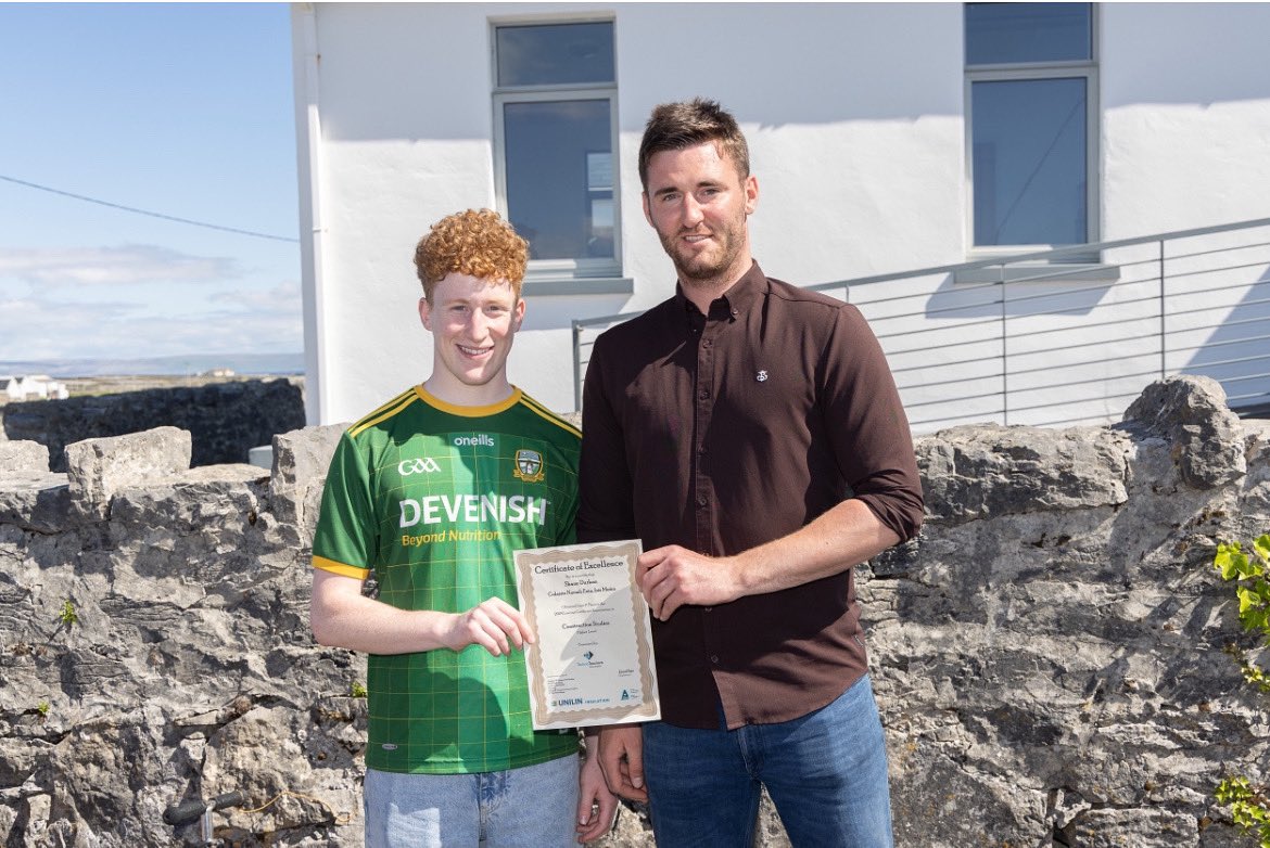 Staidéar Foirgníochta na hArdteistiméireachta 2024

Comhghairdeas ó chroí le Shane Durkin agus lena mhúinteoir Niall Cunniffe as Teastas Feabhais a fháil ó Chumann na dTeagascóirí Teicneolaíochta.

Bhronnadh teastas ar Shane as an gcéad áit comhroinnte a bhaint amach i Staidéar