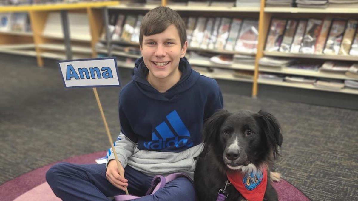Did you know? Youth who volunteer regularly report fewer depressive symptoms, increased self-esteem, and reduced feelings of isolation.
This #MentalHealthAwarenessMonth, let’s recognize how giving back supports not just our communities, but our young volunteers too. #YouthService