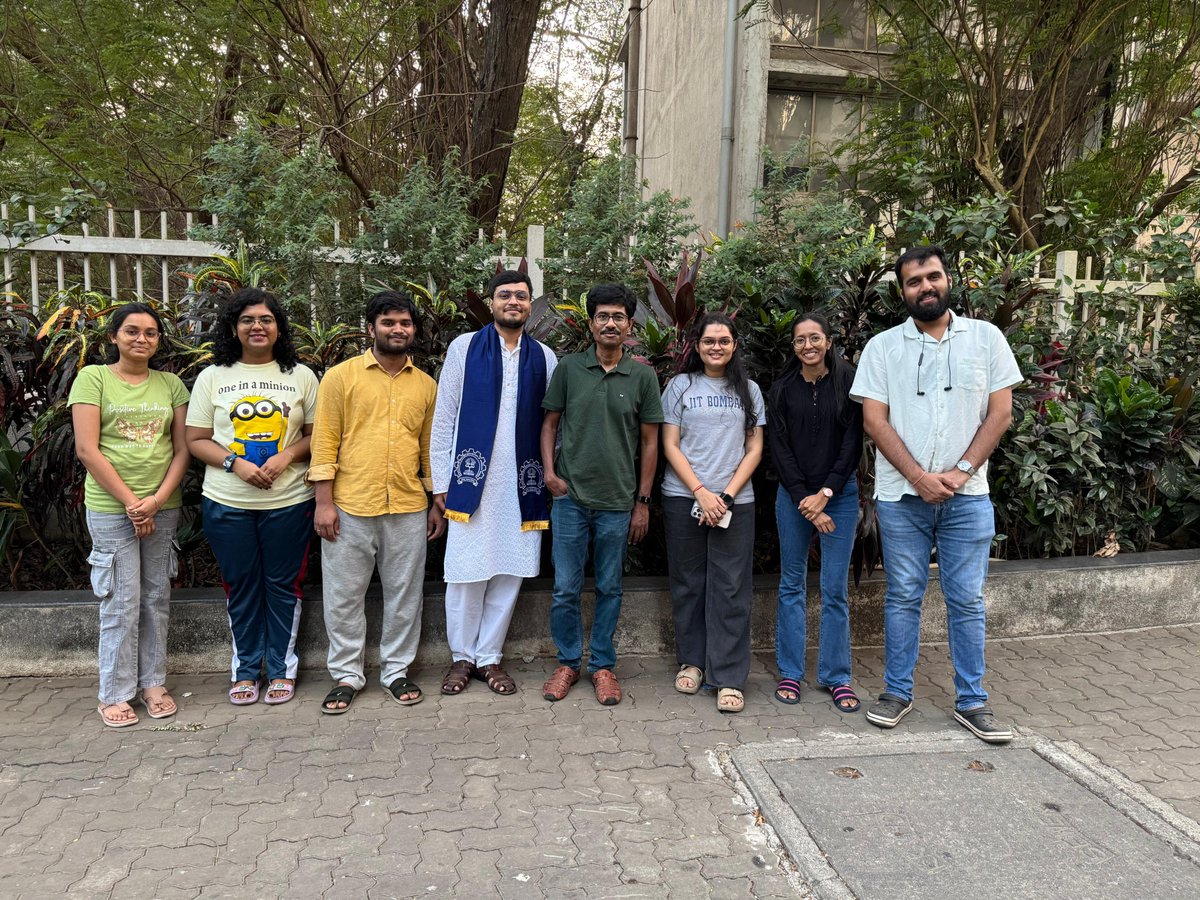 Theoretical Systems Biology Group (@tsbl_iitbombay) on Twitter photo 🌟 Time to celebrate and say goodbye (for now) to our star MSc student, <a href="/DebjitDas953193/">Debjit Das</a> ! He’s heading to <a href="/UTSWMedCenter/">UT Southwestern Medical Center</a> for his PhD. Team <a href="/tsbl_IITBombay/">Theoretical Systems Biology Group</a> will miss you dearly! Best wishes on this amazing journey. 🎓🚀#GoodLuck <a href="/iitbombay/">IIT Bombay</a> <a href="/Chemistry_IITB/">Department of Chemistry, IIT Bombay</a> 🌟 Time to celebrate and say goodbye (for now) to our star MSc student, <a href="/DebjitDas953193/">Debjit Das</a> ! He’s heading to <a href="/UTSWMedCenter/">UT Southwestern Medical Center</a> for his PhD. Team <a href="/tsbl_IITBombay/">Theoretical Systems Biology Group</a> will miss you dearly! Best wishes on this amazing journey. 🎓🚀#GoodLuck <a href="/iitbombay/">IIT Bombay</a> <a href="/Chemistry_IITB/">Department of Chemistry, IIT Bombay</a>