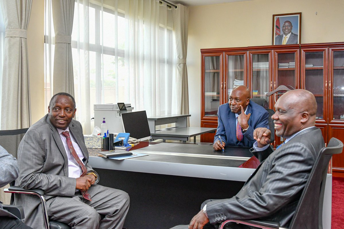 State Department For Roads (@roads_ke) on Twitter photo 1/2 The Principal Secretary for Roads Eng Joseph Mbugua today paid a courtesy call to the acting Director for the Kenya Institute of Highways and Building Technology ( <a href="/HighwaysRfti/">KIHBT-RFTI HIGHWAYS TECHNOLOGY OFFICIAL</a>) Arch. Geoffrey Githiri in his office. 1/2 The Principal Secretary for Roads Eng Joseph Mbugua today paid a courtesy call to the acting Director for the Kenya Institute of Highways and Building Technology ( <a href="/HighwaysRfti/">KIHBT-RFTI HIGHWAYS TECHNOLOGY OFFICIAL</a>) Arch. Geoffrey Githiri in his office.