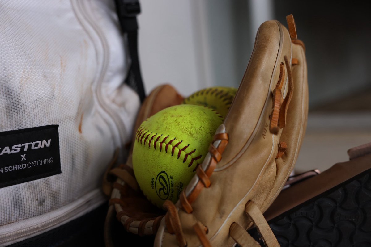 CVilleLTS's tweet image. One inning at a time today 🫡.
📍Fayette, Missouri
🆚 @ubctbirds
⏰ 1 p.m. ET
📺 tinyurl.com/37c4nuk9
📊 tinyurl.com/yc5cm9n6
#️⃣ #TigerUp