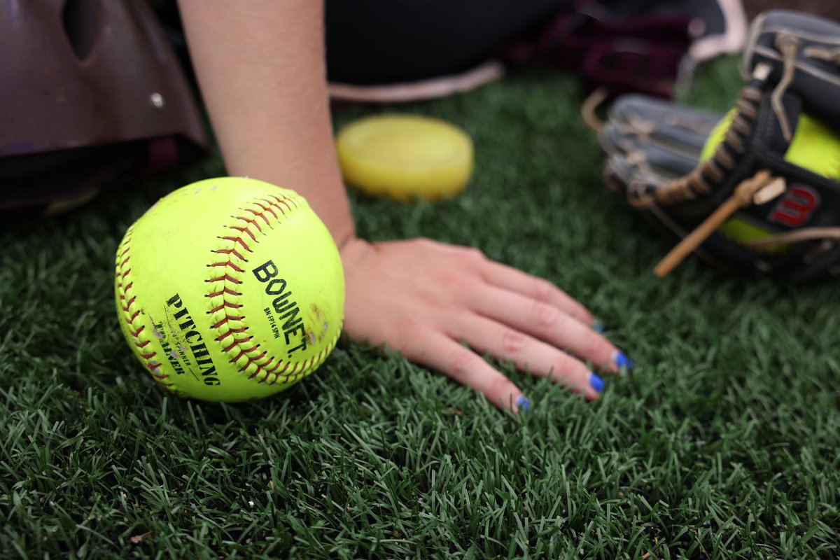 CVilleLTS's tweet image. One inning at a time today 🫡.
📍Fayette, Missouri
🆚 @ubctbirds
⏰ 1 p.m. ET
📺 tinyurl.com/37c4nuk9
📊 tinyurl.com/yc5cm9n6
#️⃣ #TigerUp