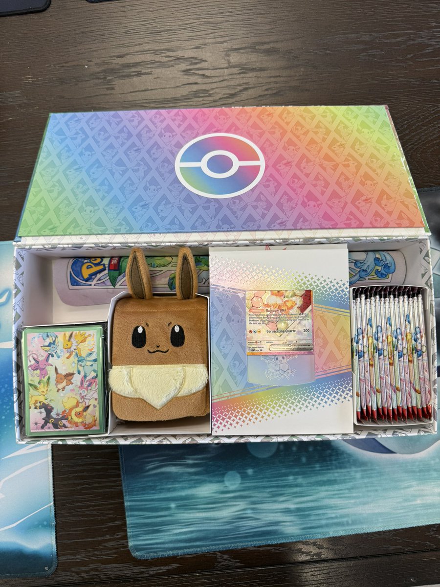 ThePokeHive tweet media