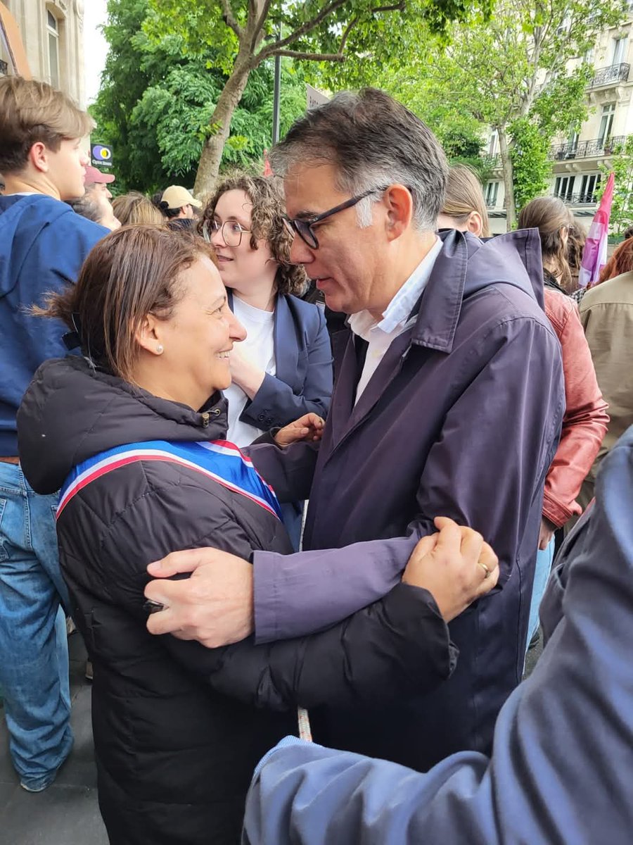 Fatima Ogbi (@fatima_ogbi) on Twitter photo Il y a urgence à faire vivre la gauche sociale, unitaire, antiraciste, en défense des plus fragiles et d'une démocratie renouvelée. Je resterai cohérente et fidèle à mes valeurs. Unifions la gauche de coeur, ancrons notre parti au <a href="/coeurdelagauche/">Le Coeur de la gauche !</a> ! #PS #Congrès
<a href="/faureolivier/">Olivier Faure</a> Il y a urgence à faire vivre la gauche sociale, unitaire, antiraciste, en défense des plus fragiles et d'une démocratie renouvelée. Je resterai cohérente et fidèle à mes valeurs. Unifions la gauche de coeur, ancrons notre parti au <a href="/coeurdelagauche/">Le Coeur de la gauche !</a> ! #PS #Congrès
<a href="/faureolivier/">Olivier Faure</a>