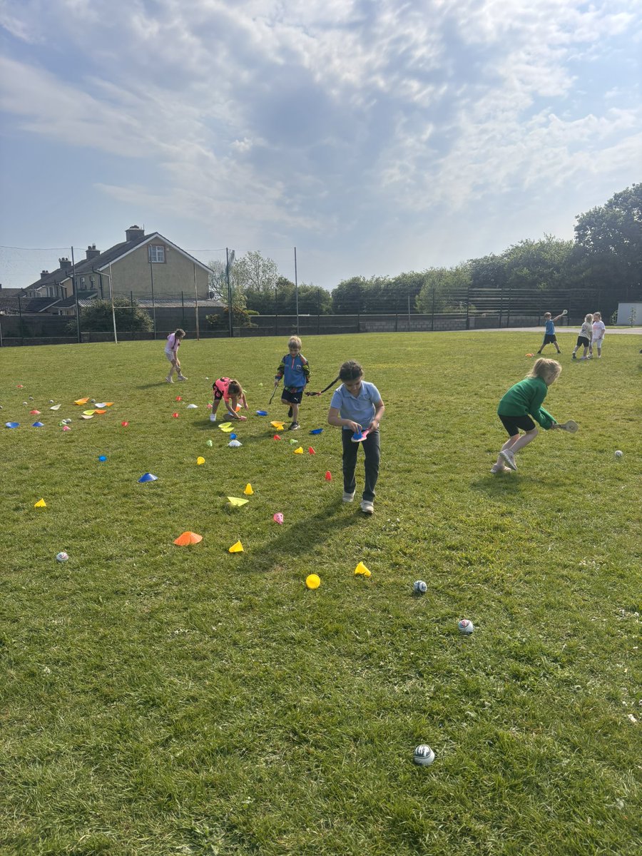 Anais Curran (@anais_curran) on Twitter photo <a href="/Hurling365/">Hurling365</a> in Clonroche NS this morning, glorious morning for it🙌🏻
Followed by coaching and then onto Donard NS for coaching🤩
Junior & Senior infants are flying it with their Caman Everybody program😎
<a href="/wexgaacoaching/">Wexford GAA Coaching & Games</a> <a href="/FreshtodayL/">Freshtoday School Lunches</a> <a href="/Hurling365/">Hurling365</a> in Clonroche NS this morning, glorious morning for it🙌🏻
Followed by coaching and then onto Donard NS for coaching🤩
Junior & Senior infants are flying it with their Caman Everybody program😎
<a href="/wexgaacoaching/">Wexford GAA Coaching & Games</a> <a href="/FreshtodayL/">Freshtoday School Lunches</a>