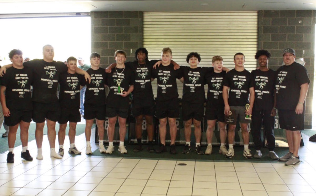The 21st Annual Power Meet took place on Saturday and was a success! Congrats to the all the participants and those that broke PR records in their age and weight class ! 💪🏋️