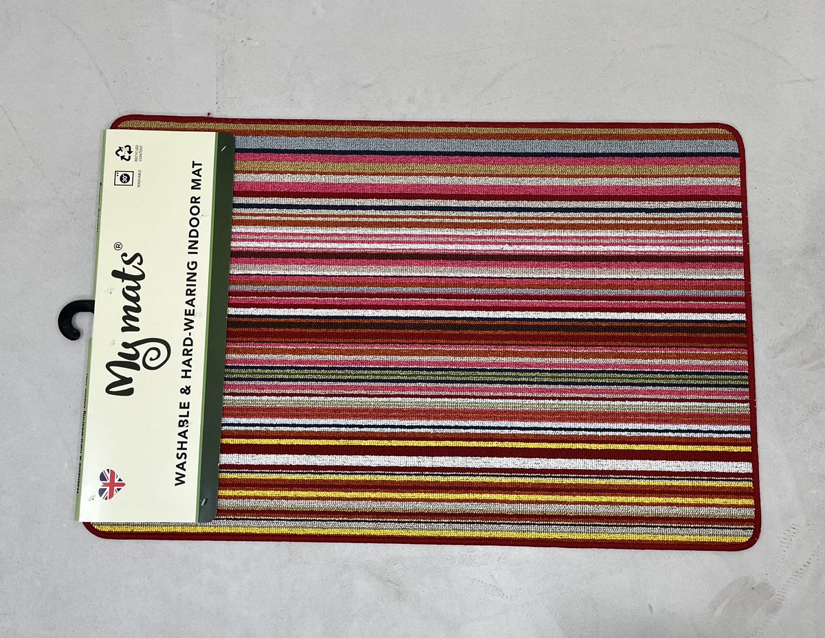 HelpStAndrews's tweet image. Our new summer mats are now available at our Wilton Road store.
Starting from just £11.95, you can grab yourself a bargain whilst supporting people living with life-limiting conditions in the local community 🧡
You can find our opening times here: ow.ly/PTRM50VRKOx