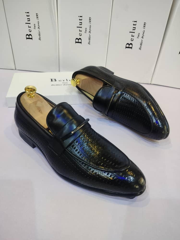 Price 32,000

Location kaduna delivery nationwide

Contact 08035458703