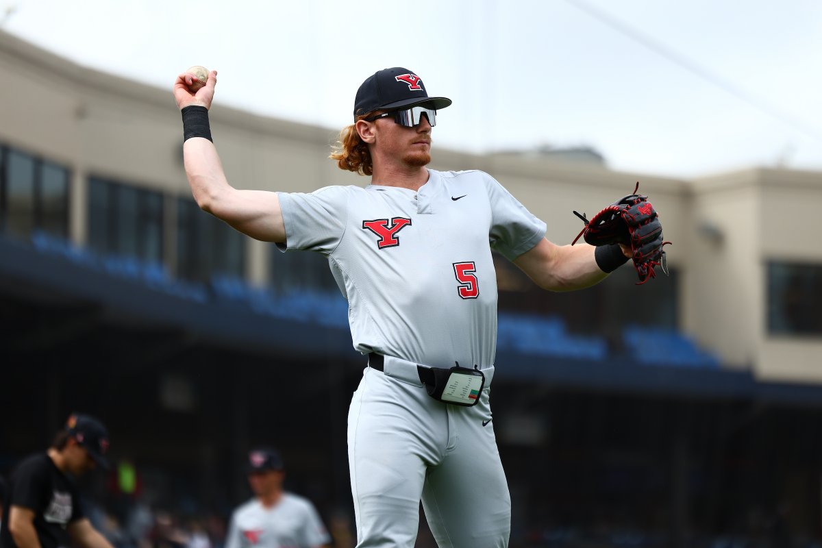 YSUBaseball's tweet photo. We're closing in on first pitch at Canal Park! 🐧⚾️

Live links for today's matchup with the Zips:

📺 https://t.co/eTa6q1e2U0
🎧 https://t.co/8mDvL4nGiS
📊 https://t.co/1eP1aaTnhy

#GoGuins // #FeedTheRaft https://t.co/wdpbHkKNVu