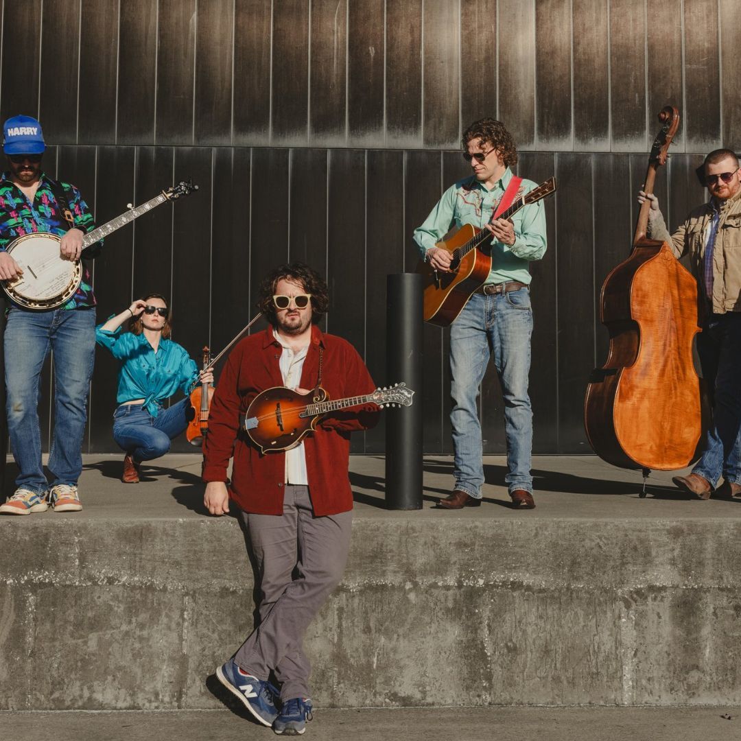 Pre-sale Artist/Mountain Stage Member tickets are now on sale for our Oct. 12 show with Craig Finn &amp; The Band of Forgiveness, East Nash Grass, and more!

Public Sales begin Friday at 10am ET. bit.ly/434vjz9
