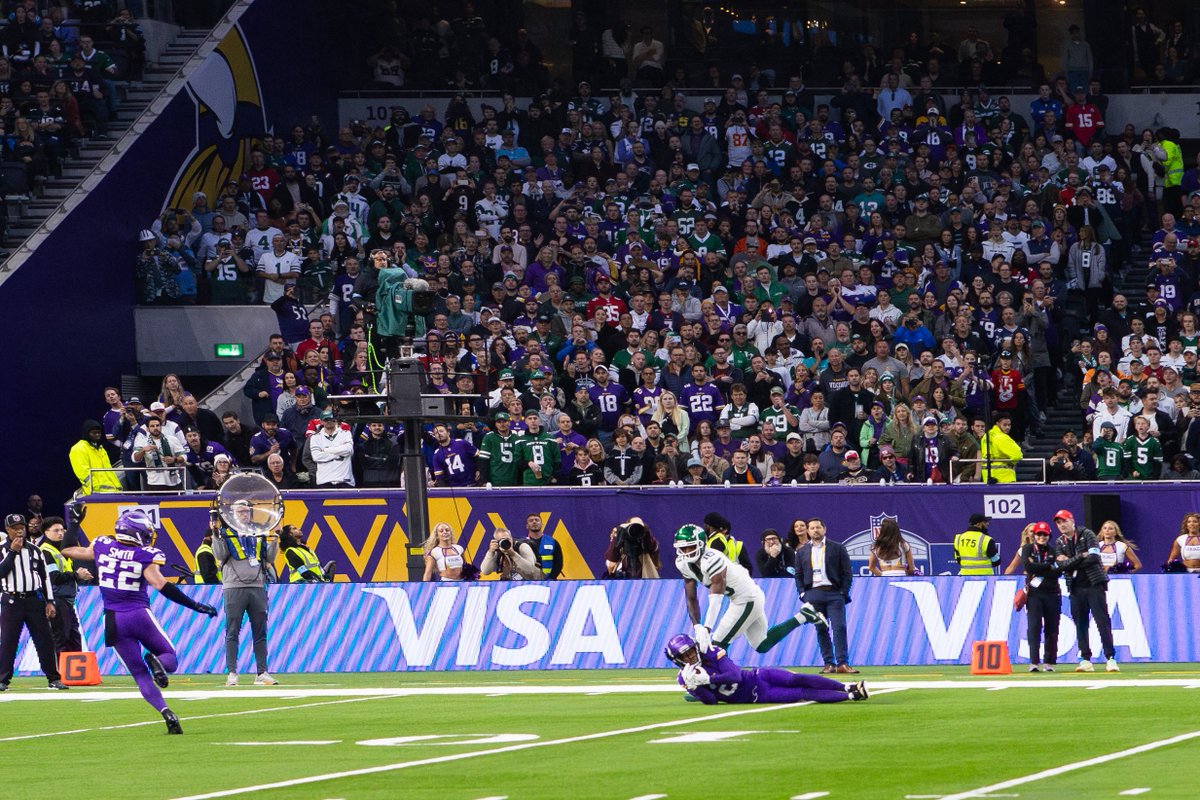 📸 Last time out in LDN! #Skol

Find out more about our return to England in October: vikings.com/international/