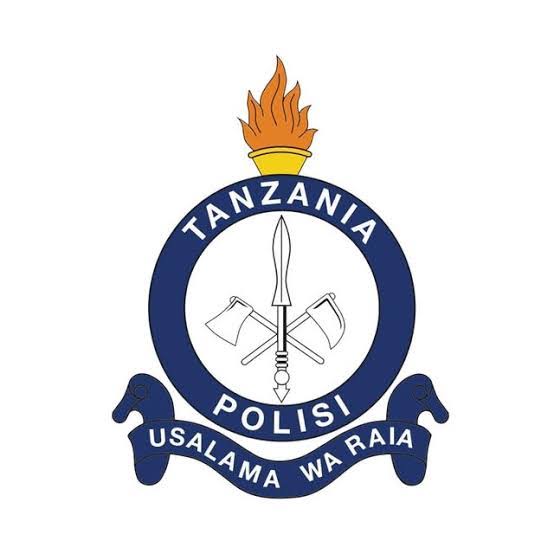 #BreakingNews Wadhamini waliofika kituo cha Polisi Kati kumdhamini Naibu Katibu Mkuu Bara Mhe. Amani Golugwa wamekamatwa na Jeshi la Polisi wakiwa kituo hapo.

Wadhamini Waliokamatwa ni;
1. Ntele Benjamin - Katibu wa Chadema Kanda ya Pwani
2. Ernest Mgawe - Mwenyekiti wa Chadema