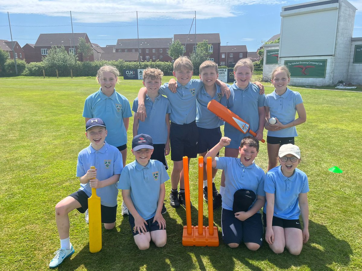 Ysgol Ffwrnes (@ysgolffwrnes) on Twitter photo Llongyfarchiadau i’r tîm criced am wneud mor arbennig yn nhwrnament <a href="/CricketWales/">Criced Cymru / Cricket Wales 🏏🏴</a> heddiw. Ymlaen a ni i’r rownd nesaf! Llongyfarchiadau i’r tîm criced am wneud mor arbennig yn nhwrnament <a href="/CricketWales/">Criced Cymru / Cricket Wales 🏏🏴</a> heddiw. Ymlaen a ni i’r rownd nesaf!