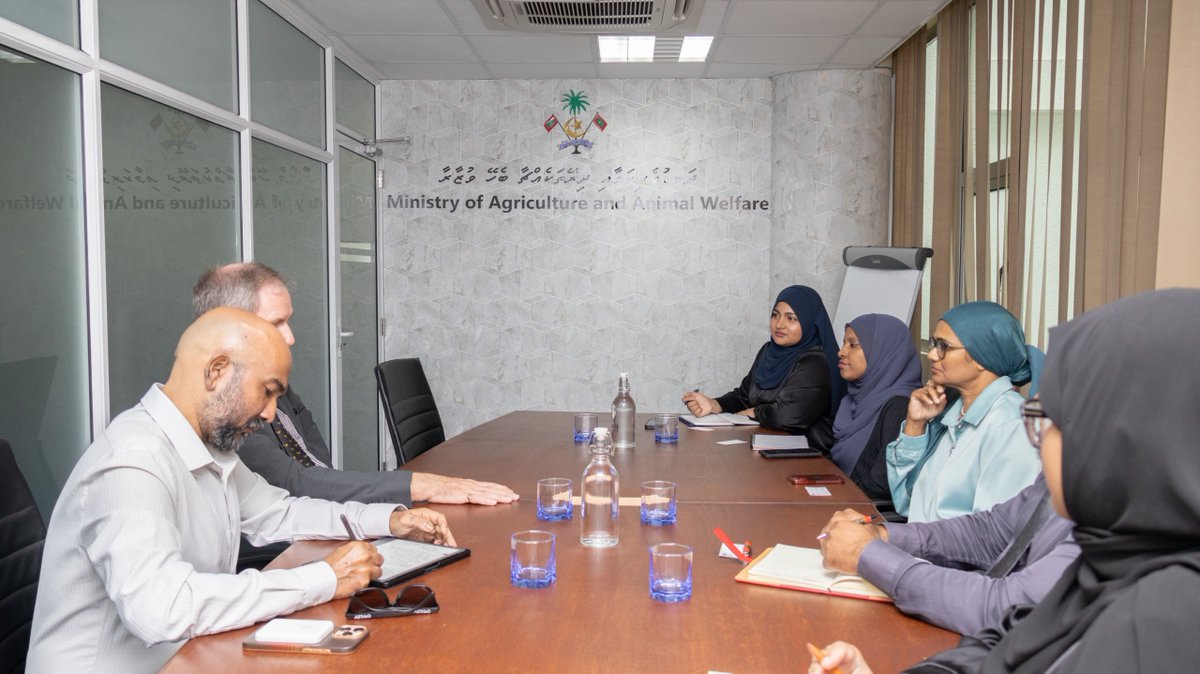 The British High Commissioner to the Maldives, H.E. Mr. Nick Low <a href="/NickDLow/">Nick Low</a>  paid a courtesy call on Minister Dr. Maryam Mariya. <a href="/mmaryambu/">Maryam Mariya</a>

They discussed ways to strengthen collaboration between the two countries, particularly in the areas of agriculture and animal welfare. The