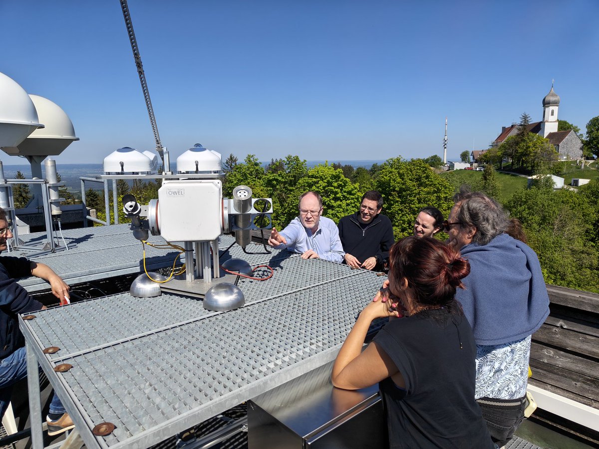 Una parte importante del proyecto <a href="/ACTRISRI/">ACTRIS</a> es la organización y planificación de los distintos grupos de trabajo. Nos toca a la comunidad de fotometría y lidar intercambiar nuestras experiencias y establecer las bases de cooperación en el futuro. <a href="/DWD_presse/">DWD</a> <a href="/UVa_es/">Gabinete de Comunicación Universidad de Valladolid</a>