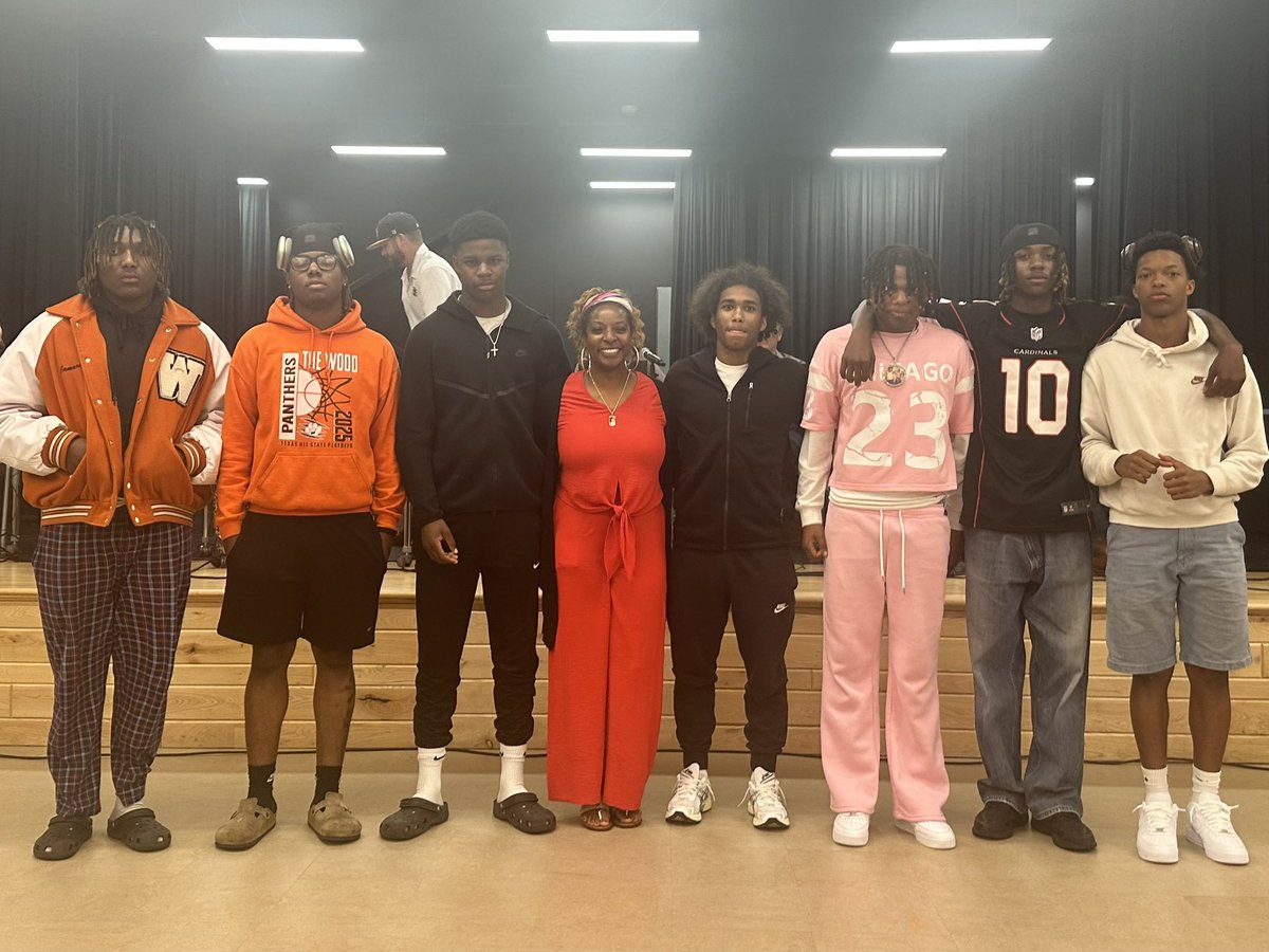 Westwood ISD (@westwoodisd) on Twitter photo ✨SPORTS RECOGNITION✨
🏋️♀️ Powerlifting (Regionals & State Qualifers)
⚽️ Girls Soccer (1st Round Playoffs)
🏃♀️➡️ Track (State Qualifiers)
🏀 Boys Basketball (3rd Round Playoffs) #wwway #panthernation #wisd <a href="/WestwoodDNA/">Westwood Athletics</a> ✨SPORTS RECOGNITION✨
🏋️♀️ Powerlifting (Regionals & State Qualifers)
⚽️ Girls Soccer (1st Round Playoffs)
🏃♀️➡️ Track (State Qualifiers)
🏀 Boys Basketball (3rd Round Playoffs) #wwway #panthernation #wisd <a href="/WestwoodDNA/">Westwood Athletics</a>