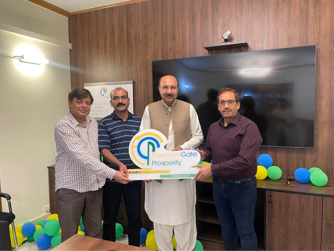 scorpioishere's tweet photo. We were honoured to welcome Malik Shakir Bashir Awan, MNA (NA-87, Khushab-I) and an FNF - International Academy for Leadership (IAF) alumnus, to the Freedom Gate Prosperity office.
Malik Shakir Bashir Awan congratulated the FGP team on the FGP launch  #freedomgateprosperity https://t.co/hBgz9efWLC