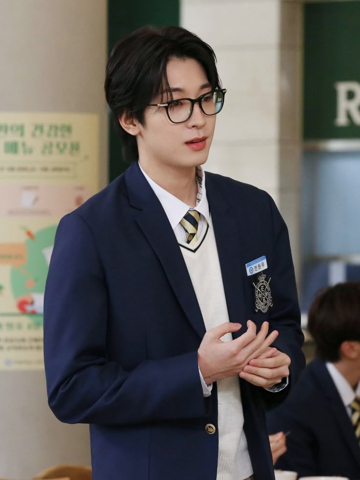 shuabng's tweet photo. Valentine's Day
A #WonKyeom short au

Part 1: https://t.co/PgxxN38gvA