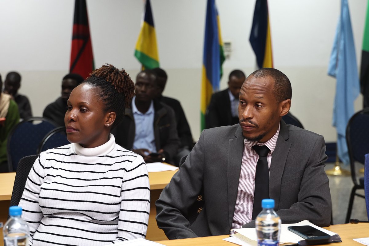 🤝#COMESA &amp; #UNHCR have agreed to strengthen collaboration in finding lasting solutions for millions fleeing conflicts &amp; disasters across #Africa.  With over 54 million displaced across Africa, &amp; Southern Africa hosting 22%, this is a crucial step forward. #RefugeeSolutions