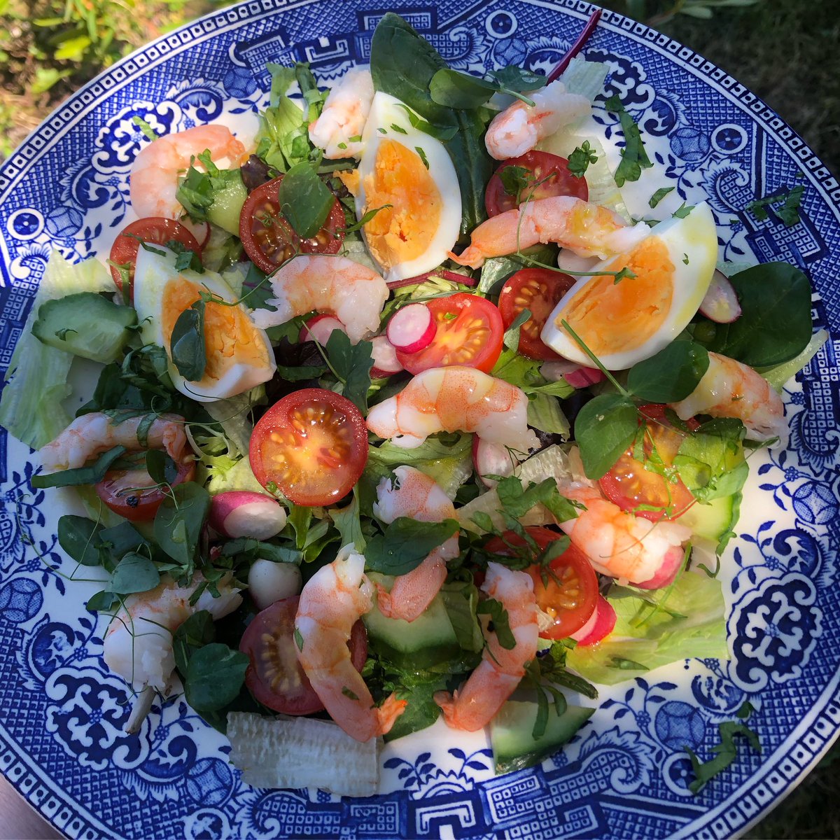 My Lunch today , simple salad yet summery, even if in May! And packed full of great ingredients. Greatest thing is all the ingredients ( apart from the prawns ) is either British produce, British grown or homegrown by me!😀 #Salad #lunch #Britishfood #Britishtomatoes #homegrown