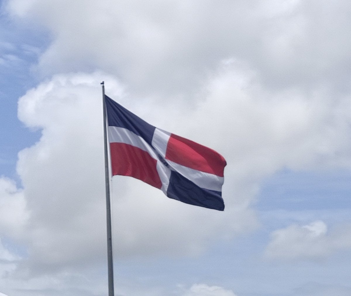 tuproferd's tweet photo. @DiarioLibre El pueblo Dominicano🇩🇴 sabe que ESTE DIARIO Y SUS DUEÑOS SON PRO HAITIANOS🇭🇹. El hecho anterior es lamentable, pero no dicen la verdad, EN HAITÍ🇭🇹 LA MAYORÍA DE MUJERES NUNCA HAN IDO A UN HOSPITAL Y DAN A LUZ EN SUS CASAS. 

Qué mal les hizo la RD🇩🇴 para merecer TANTA TRAICIÓN. https://t.co/eLzU4bG6Y8