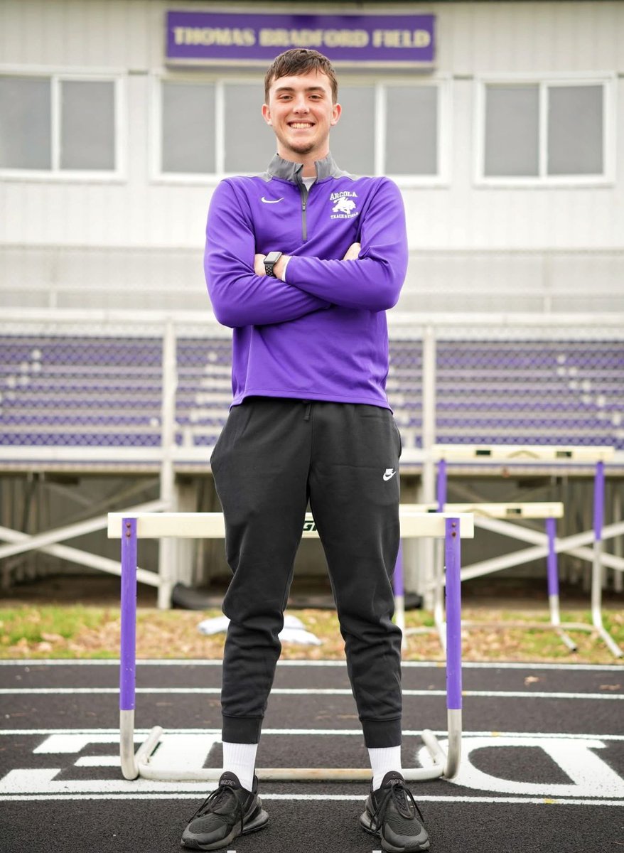 Outstanding job from our hurdlers Friday night! Emmalee Reel 1st in the 300h and 2nd in the 100h. Braden Phillips 7th in the 300h. Josiah Hout 7th in the 100h.