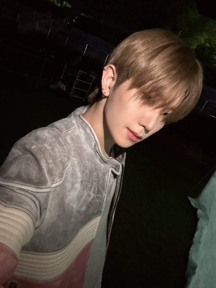 TNX_twt's tweet photo. MY구미🩷

#TNX
#오성준 #SUNGJUN https://t.co/GxrH6qdbZi