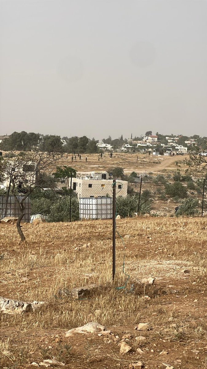 MohammadHureini's tweet image. 🚨 My village is under attack!
In my village Tuwani in My community Masafer Yatta ,armed extremists Israeli settlers, protected by the Israeli forces,are shooting at anyone who resists.
My family, my neighbors,all under siege by a violent mob.
The terror is not ending by 🇮🇱