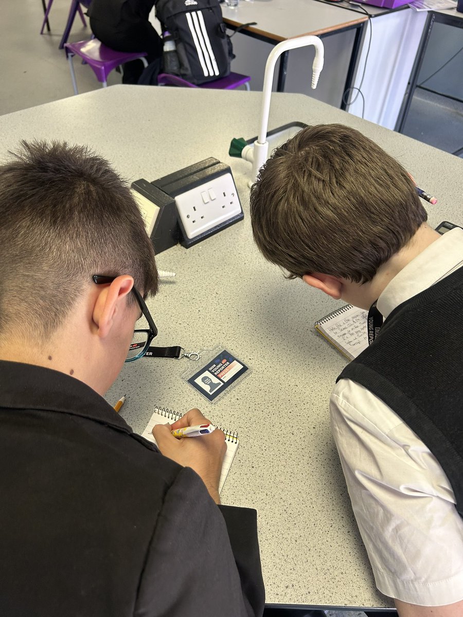 Creative Writing Club: NEWS JUST IN! 
This week our creative writers are reporting live from Science Club to write an exciting article about why they think students should go to Science Club! Great work boys! 🧪🧬📝 #TEAMTOAN <a href="/OldhamAcademy/">E-ACT The Oldham Academy North</a>