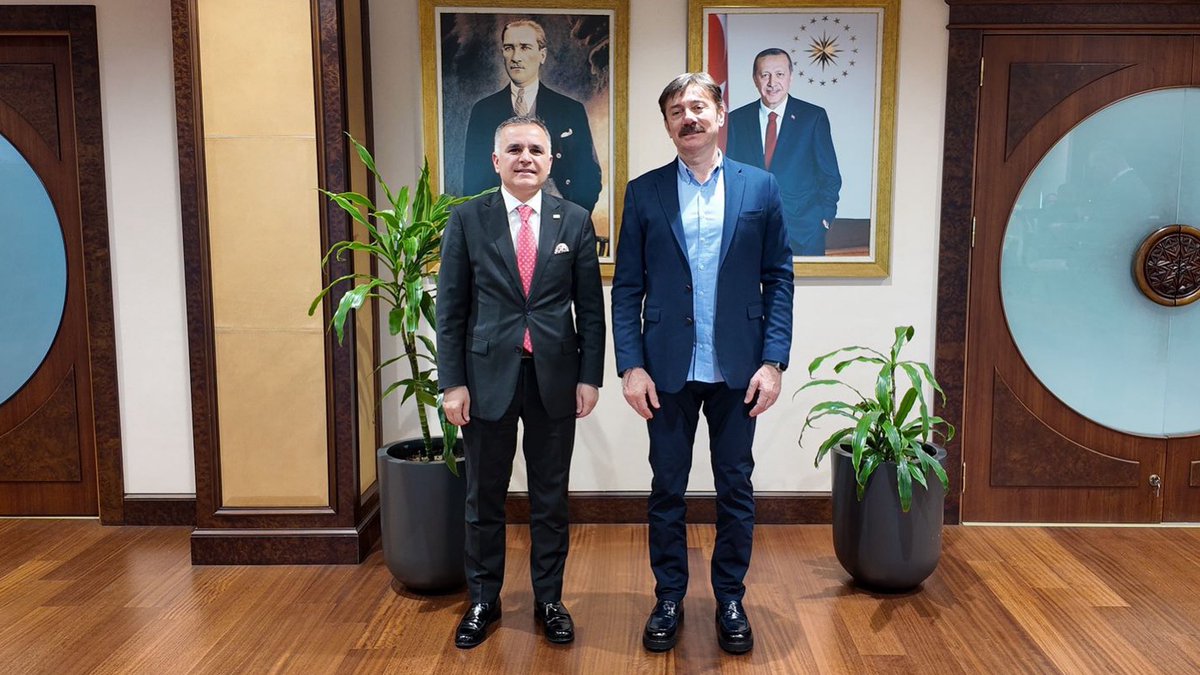 Inc Pharma İlaç Şirketi Yönetim Kurulu Başkan Vekili Bülent Tasmanoğlu misafirimizdi. Kendisine nazik ziyareti için teşekkür ediyorum.