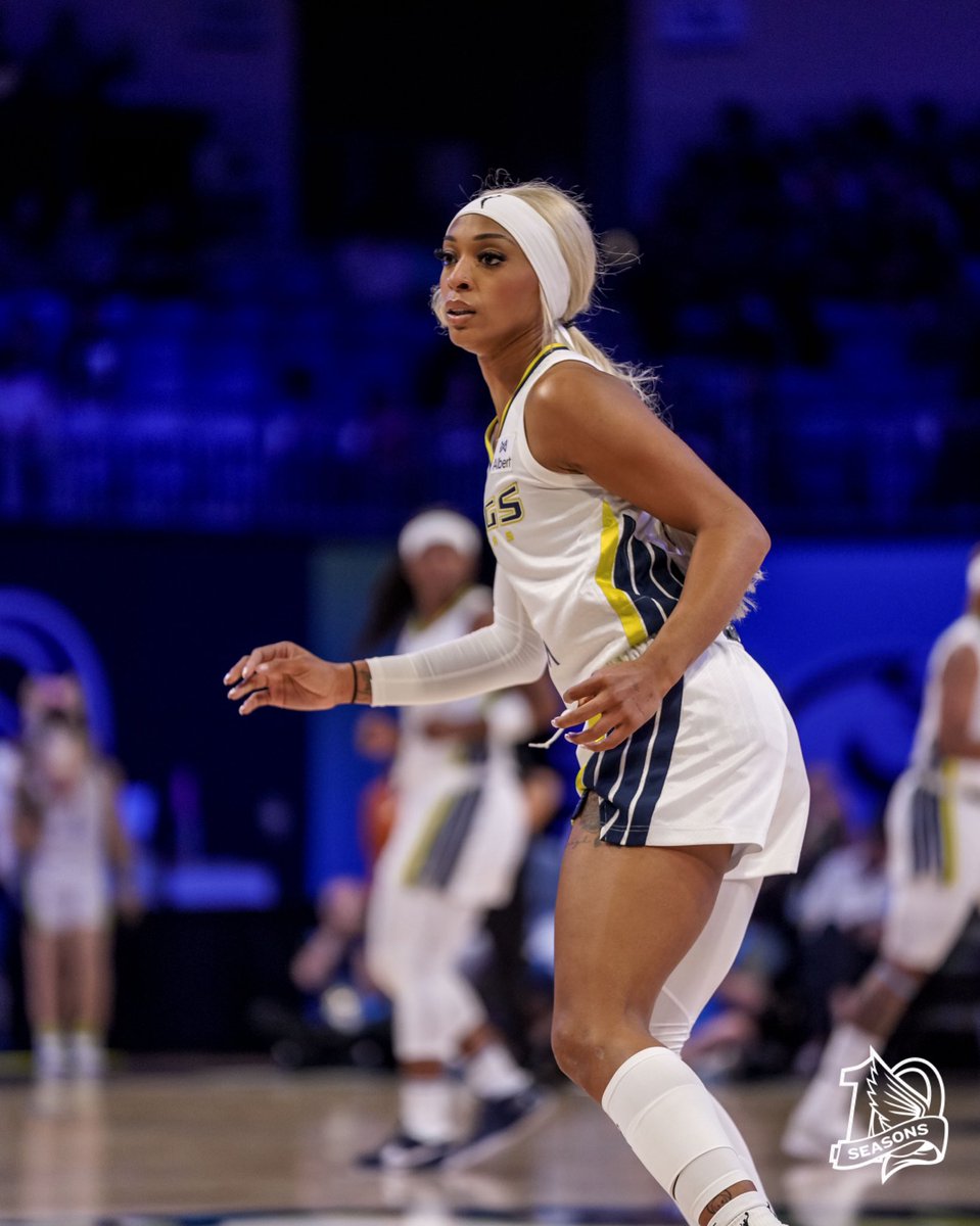 DallasWings's tweet image. Of course our home opener won't be the same without you 🤩

Get your tickets now 🎟️: bit.ly/4jAJraz