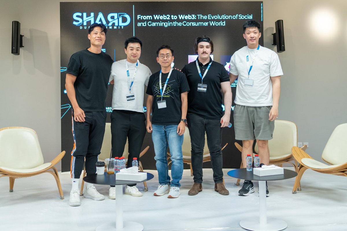 From Web2 to Web3. The Evolution of Social and Gaming

This conversation spotlighted how consumer-facing apps are moving beyond the hype to real utility in Web3:
• Web2 lessons, Web3 upgrades: Founders emphasized that seamless UX, not decentralization alone, will onboard the