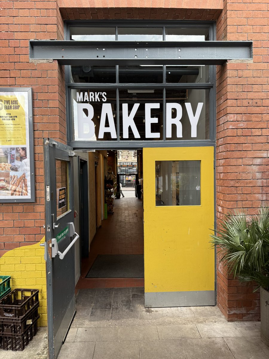 Mark’s Bakery vs Hart’s Bakery - it’s the battle of the boulangeries 🥖