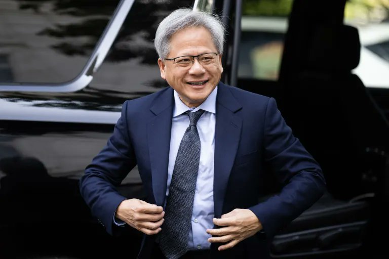 🚨 BREAKING : Humain e NVIDIA annunciano una partnership strategica per costruire le fabbriche AI del futuro in Arabia Saudita, azioni NVIDIA in crescita del 5,2%