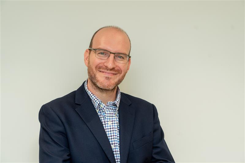Oncology News Today (@oncologynt) on Twitter photo 📰 NEWS: Groundbreaking discovery could revolutionise treatment for one of the deadliest cancers
Read more here: oncologynewstoday.co.uk/groundbreaking…
Pictured: Dr Tzelepis
<a href="/LeukUK/">Leukaemia UK</a> <a href="/wellcometrust/">Wellcome</a> <a href="/SCICambridge/">Cambridge Stem Cell Institute</a> <a href="/BostonChildrens/">Boston Children's</a> <a href="/HSCRB/">HSCRB</a> 📰 NEWS: Groundbreaking discovery could revolutionise treatment for one of the deadliest cancers
Read more here: oncologynewstoday.co.uk/groundbreaking…
Pictured: Dr Tzelepis
<a href="/LeukUK/">Leukaemia UK</a> <a href="/wellcometrust/">Wellcome</a> <a href="/SCICambridge/">Cambridge Stem Cell Institute</a> <a href="/BostonChildrens/">Boston Children's</a> <a href="/HSCRB/">HSCRB</a>