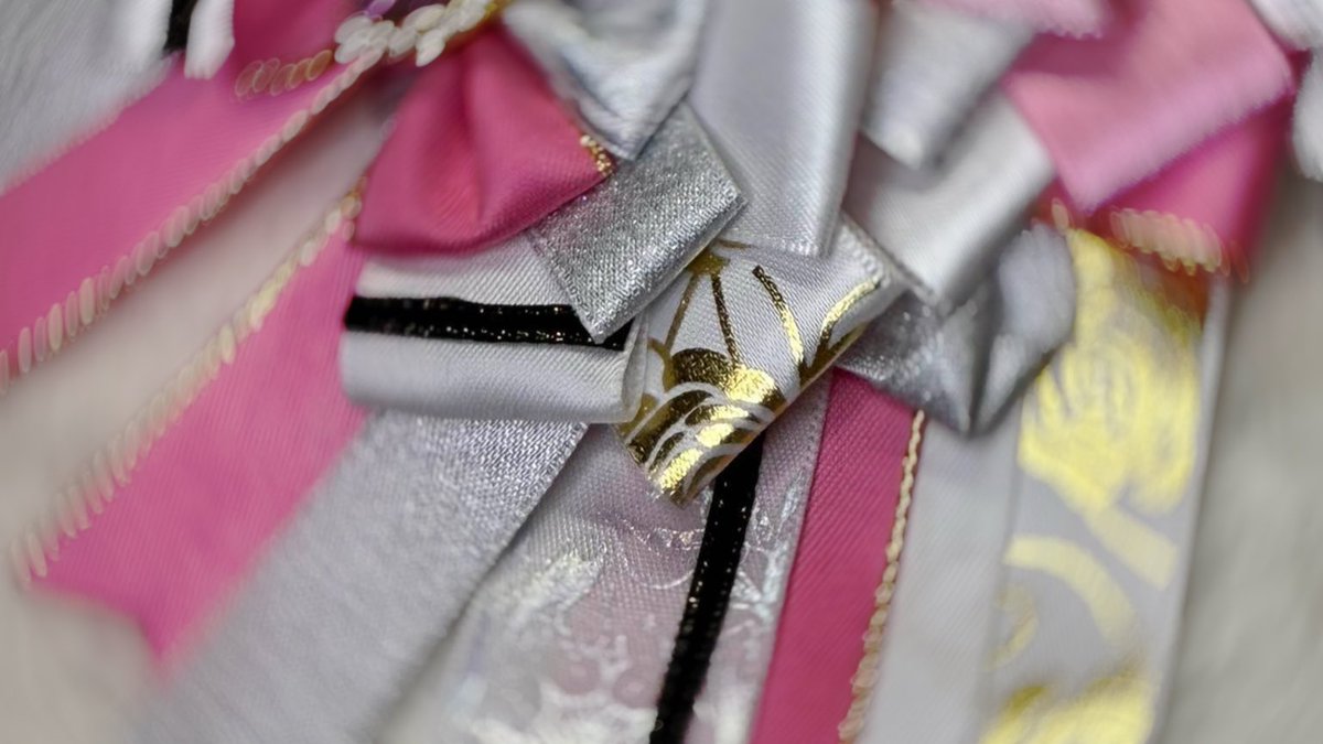 【企画品】
⋆┈┈┈┈┈┈┈┈┈┈┈┈┈┈┈⋆

企画品チラ見せ🫧

同じ刀剣男士でも、所々変えているので世界に一つだけのロゼットになってます⸜❤︎⸝‍

皆様の推し活の支えになれたら嬉しいです*͈ᴗ͈ˬᴗ͈ෆ   

⋆┈┈┈┈┈┈┈┈┈┈┈┈┈┈┈⋆

#痛ロゼット #痛バ  #ハンドメイド