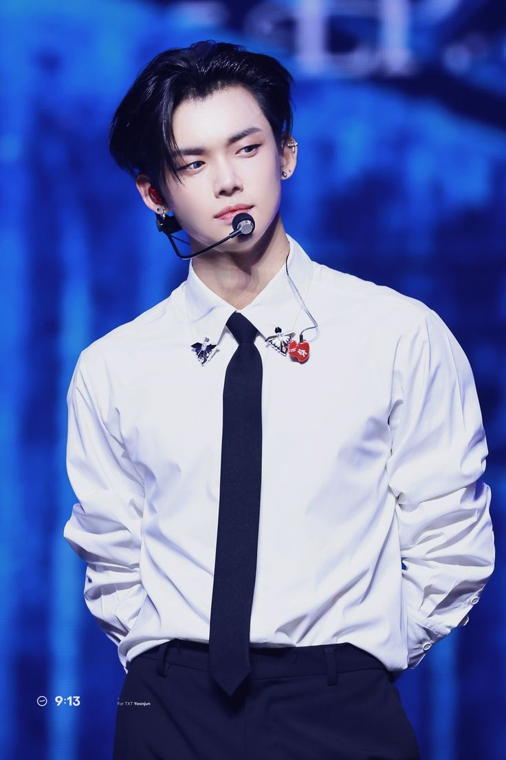 txtdom's tweet photo. ☆ where's TOPKEY?

TOPKEY ( yeonjun) after hi-boyz disband made his redebut with TXT under bighit! While he was a trainee under bighit he got called " bighit legendary trainee" https://t.co/8DbMpJ94Ox