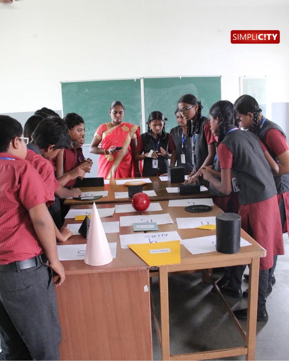 simplicitycbe's tweet image. #photostory

📚 Math Memory Masters at URC Palaniammal School, Erode! Students showcasing their incredible recall skills during Math Month competition. Brain power on full display! 🧠✨ #MathMonth #MemoryChallenge #StudentAchievement #ErodeEducation #MathSkills

📚 யு.ஆர்.சி…