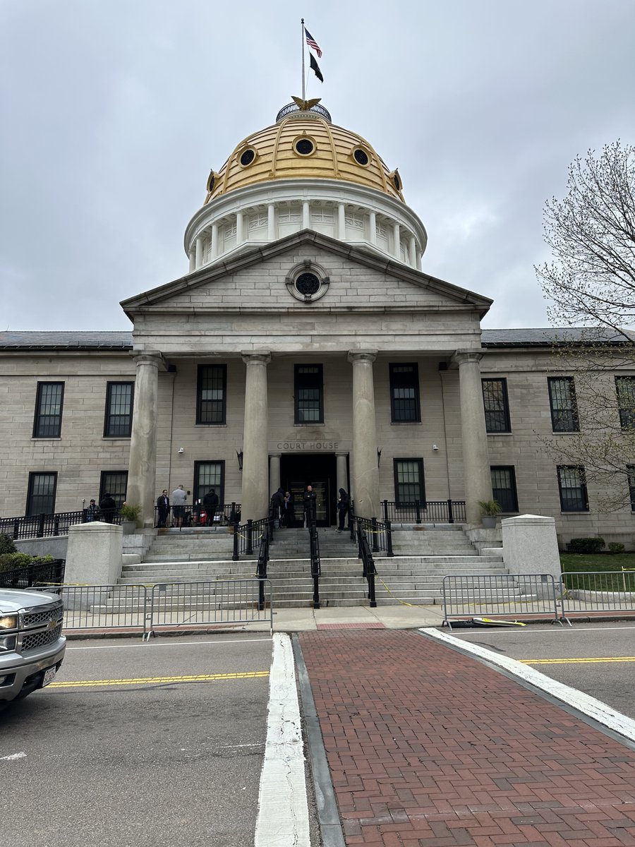 No coverage of the Karen Read trial the court states, “due to unavoidable  circumstances.”
Clerk's office has heard nothing about an 11AM zoom rumored on "X." At this time no reports on what the circumstances were.