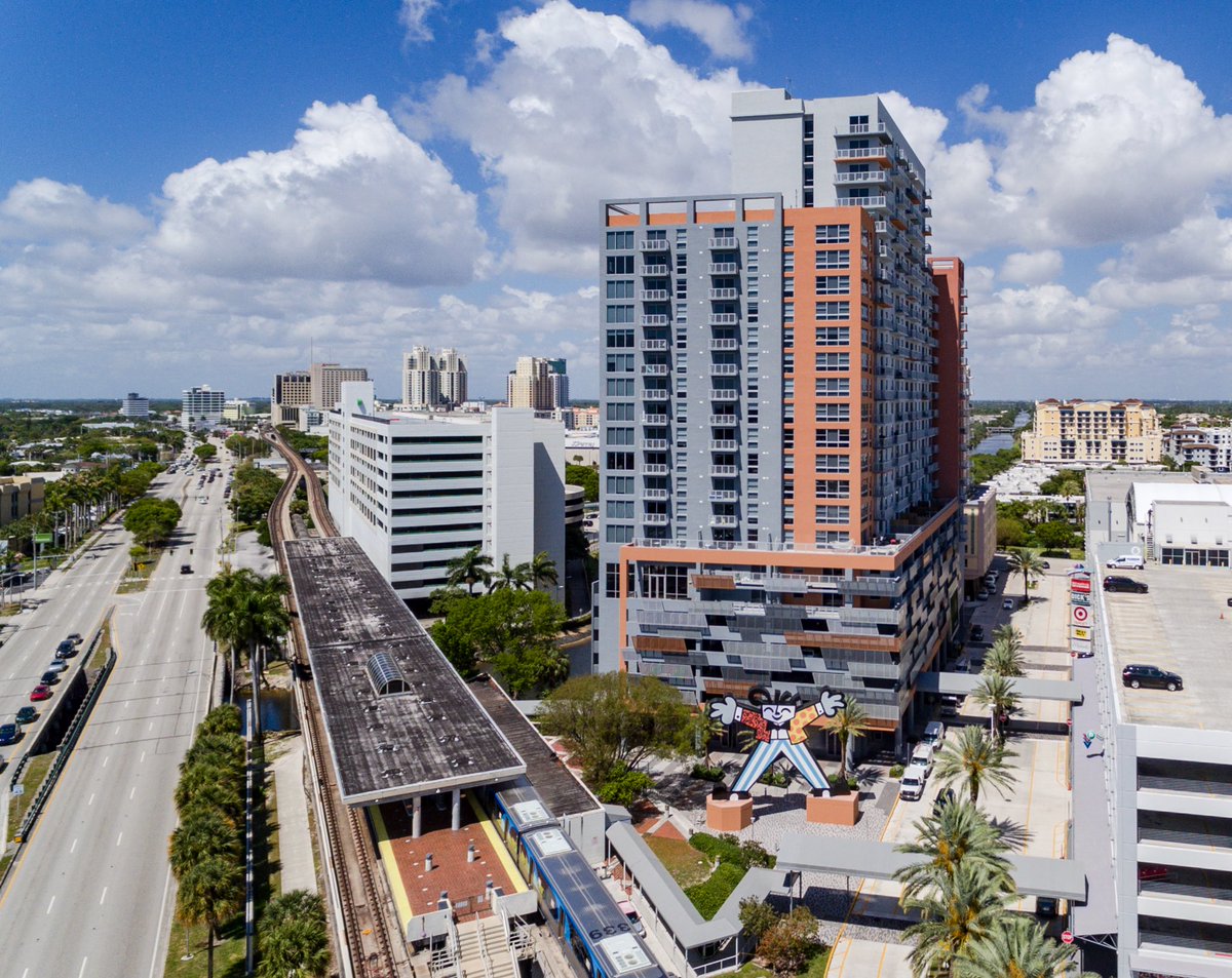 Just Listed: 
Miami’s “Motion at Dadeland”

- 294-unit high rise
- adjacent to the metrorail 
- across the street from a grocer
- great access + visibility, fronting US-1
- unobstructed views over Pinecrest + the bay