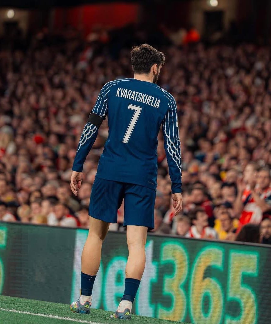 Champions league final ready! Finally the fourth, for this stunning PSG Paris Jordan fourth 24/25! Brill colours &amp; ucl run! 🔴🔵the iconic Jordan wings hopefully Kvara print next👀⏳ #football #futbol #parissaintgermain #parisian #footballshirt #footballshirtcollector #paris #psg