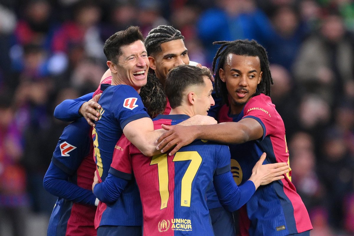 𝐓𝐢𝐤𝐢 𝐓𝐚𝐤𝐚 𝐁𝐫 tweet media