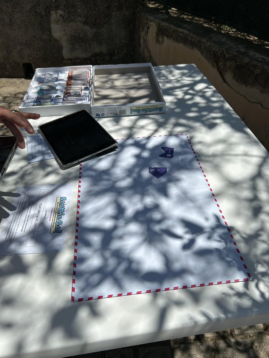 Laetitia UTZERI (@laetitiautzeri) on Twitter photo Après-midi dans une petite ecole de village de la circonscription de Sanary.
🤖Expérimentation des kits robotiques du CP au CM2
Des élèves prêts à relever les défis !
<a href="/AcademieNice/">Académie de Nice</a> <a href="/MacarioPujante/">Christel Pujante Macario</a> <a href="/CelsSola/">Céline Sola</a> <a href="/ErBeguin/">Éric Béguin</a> Après-midi dans une petite ecole de village de la circonscription de Sanary.
🤖Expérimentation des kits robotiques du CP au CM2
Des élèves prêts à relever les défis !
<a href="/AcademieNice/">Académie de Nice</a> <a href="/MacarioPujante/">Christel Pujante Macario</a> <a href="/CelsSola/">Céline Sola</a> <a href="/ErBeguin/">Éric Béguin</a>