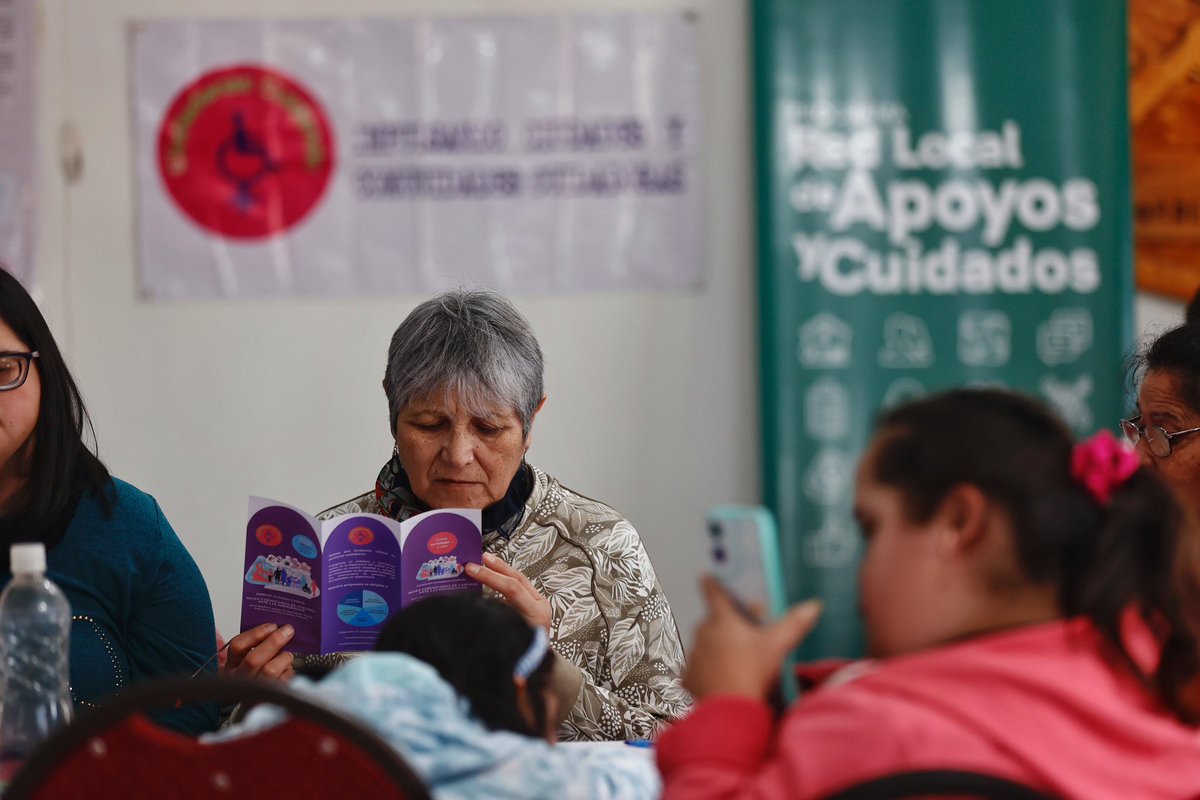 Fuimos parte del Taller de “Redes comunitarias de Cuidados ante las emergencias”, coordinada por la Fundación Ciudadanas Cuidando y Red Local de Apoyos y Cuidados Hualpén. La actividad permitió entregar importante información ante emergencias a las cuidadoras.